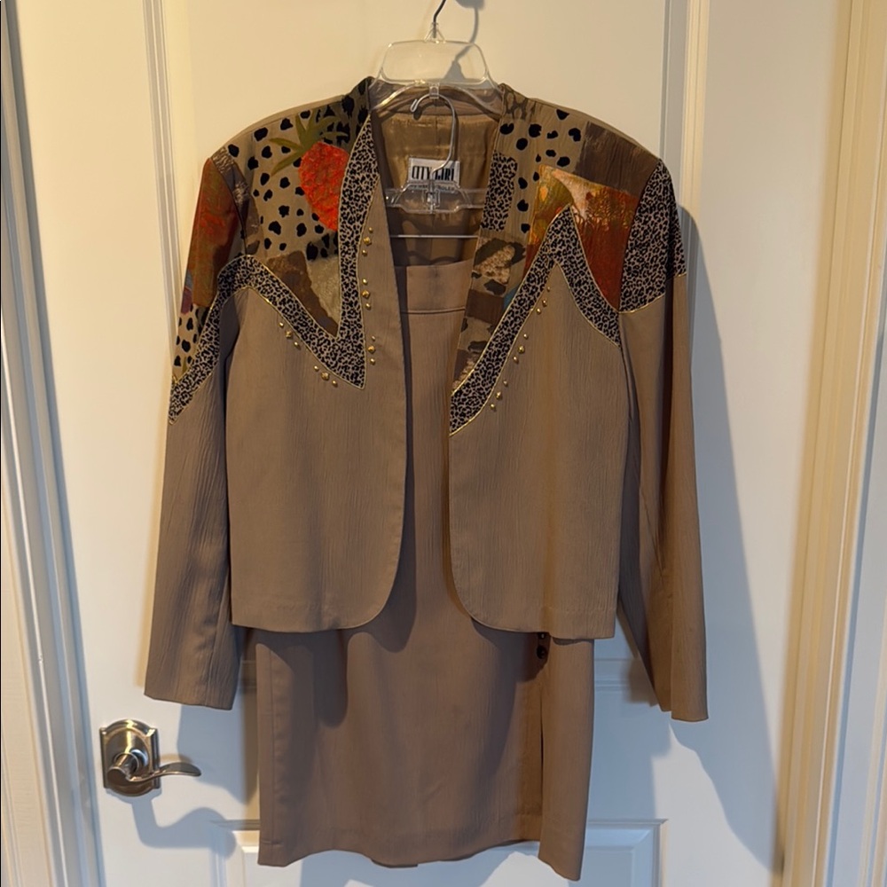 Tan Patterned Women's Jacket & Dress Set